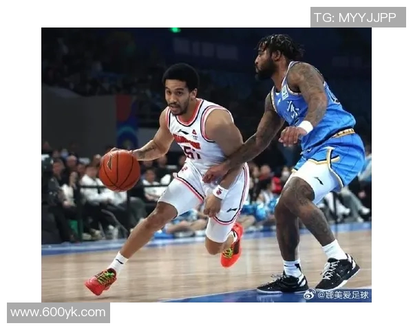 上海篮球队意识提升之路:从战术执行到团队协作的深度剖析 上海篮球队意识提升之路:从战术执行到团队协作的深度剖析