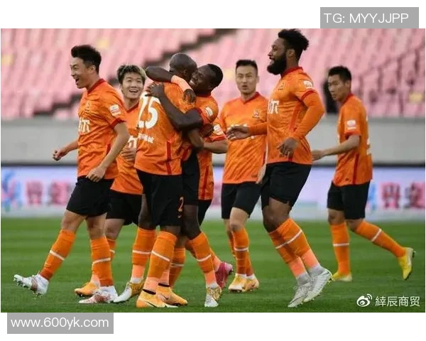 上海网球队在欧锦赛中的团队协作表现值得赞赏与反思 上海网球队在欧锦赛中的团队协作表现值得赞赏与反思