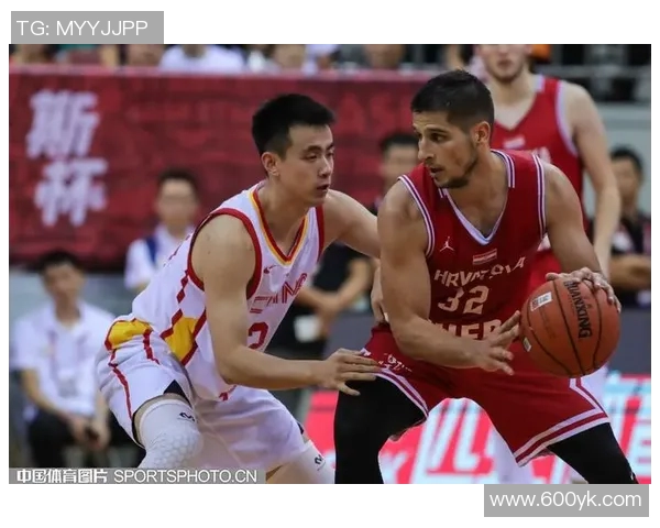 南京篮球队在洲际杯中的强势表现与未来发展潜力分析 南京篮球队在洲际杯中的强势表现与未来发展潜力分析