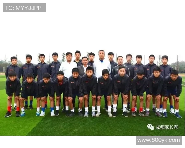 成都足球队心理素质排名第三揭示球队潜力与发展方向 成都足球队心理素质排名第三揭示球队潜力与发展方向